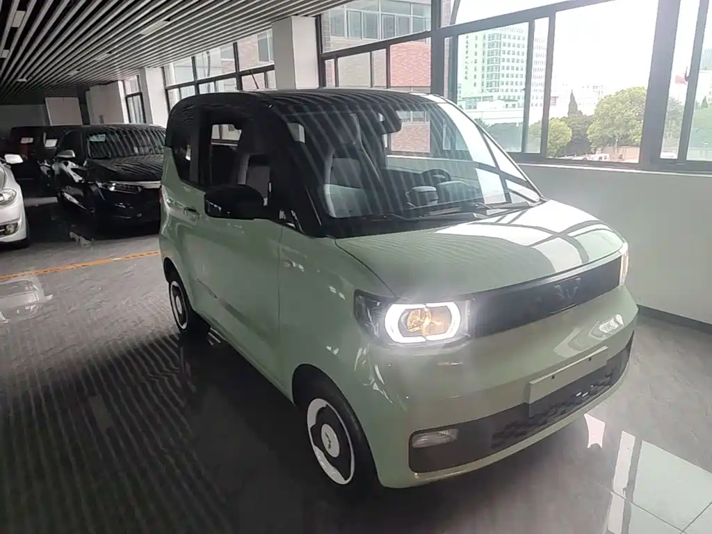 Wuling MINIEV — миниатюра 4
