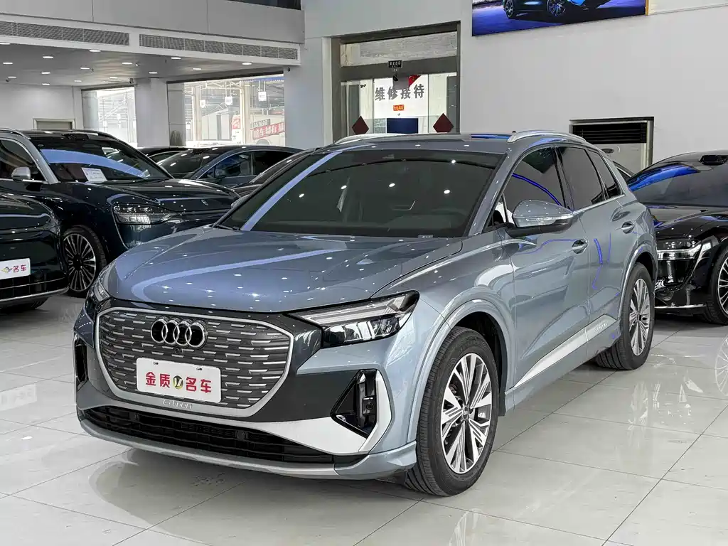 Audi Q4 e-tron 2025