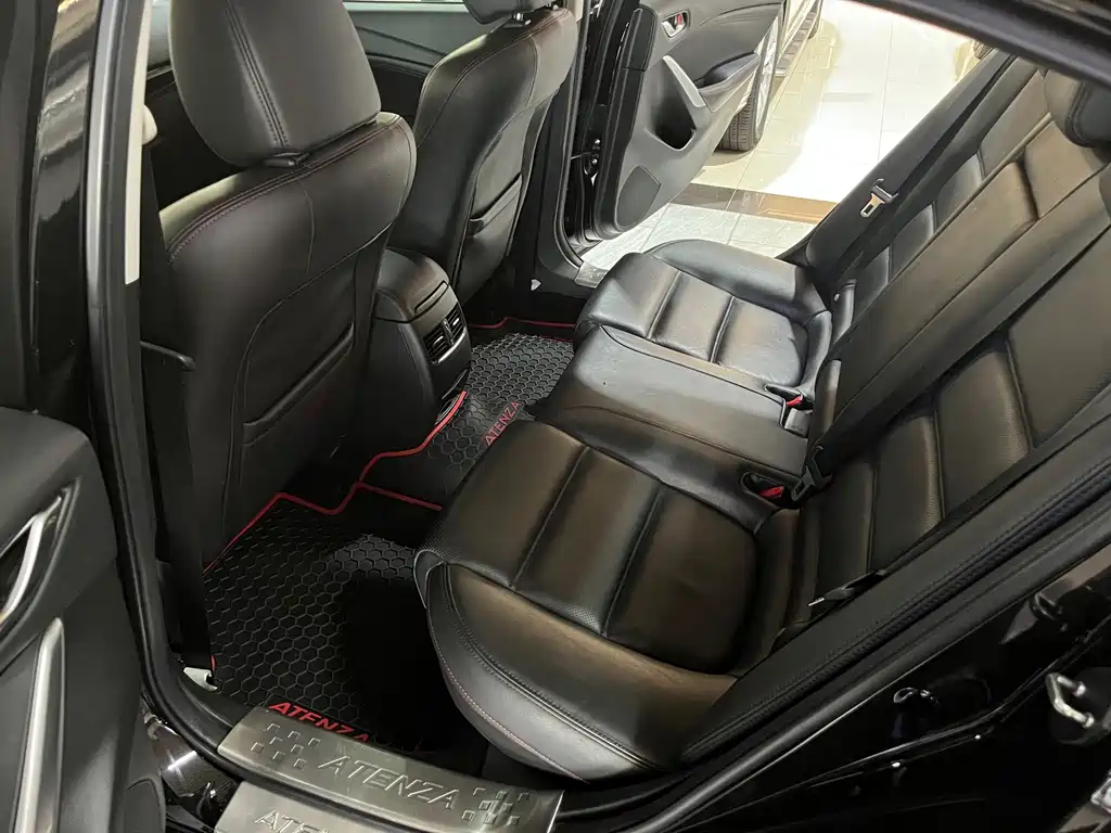 Mazda Atenza — миниатюра 5