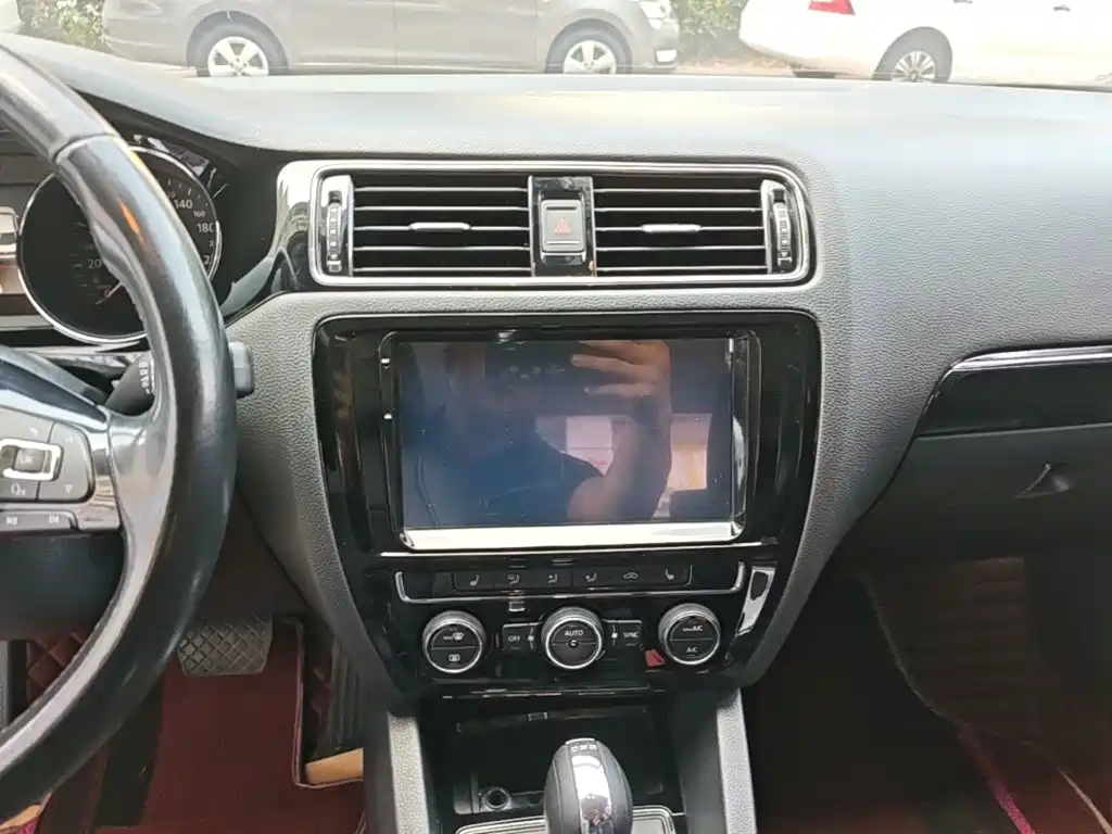 Volkswagen Sagitar — миниатюра 13