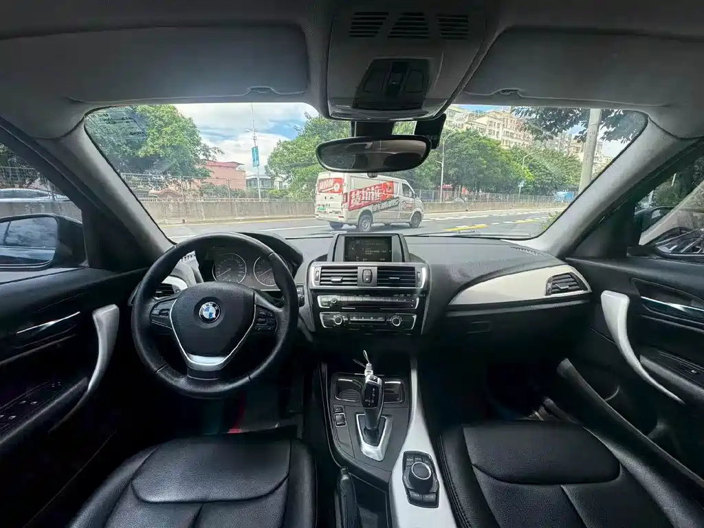 BMW 1 Series (Import) — миниатюра 7