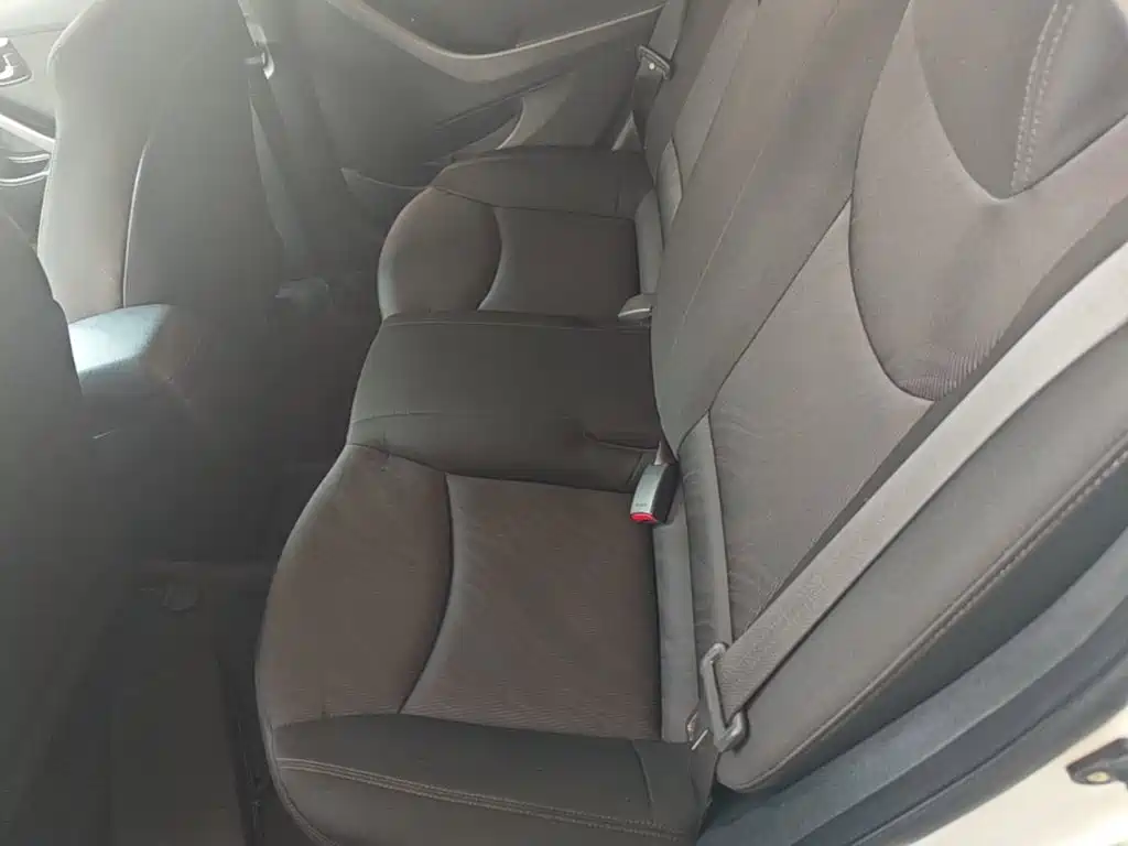 Hyundai Elantra Langdong — миниатюра 17