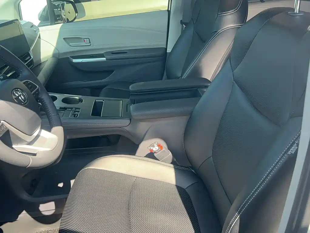 Toyota Sienna 2026 2.5L Comfort