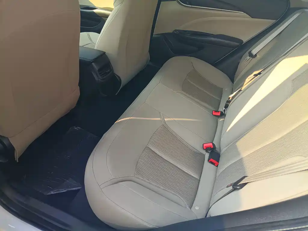 Buick Excelle — миниатюра 7