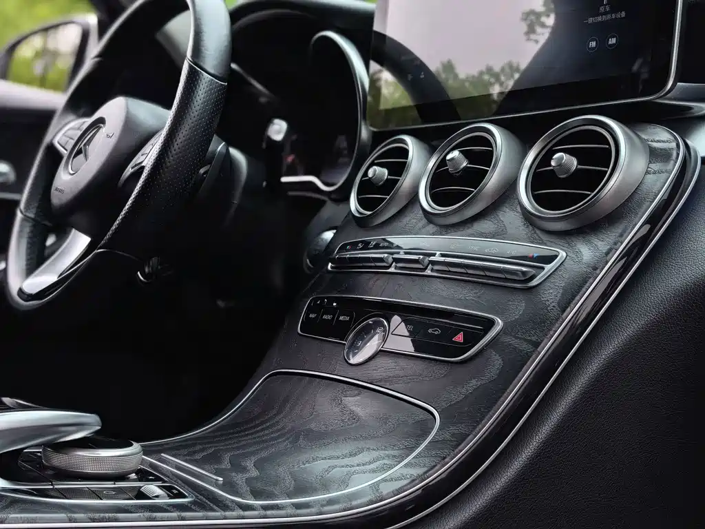 Mercedes-Benz C-Class (Import) — миниатюра 22
