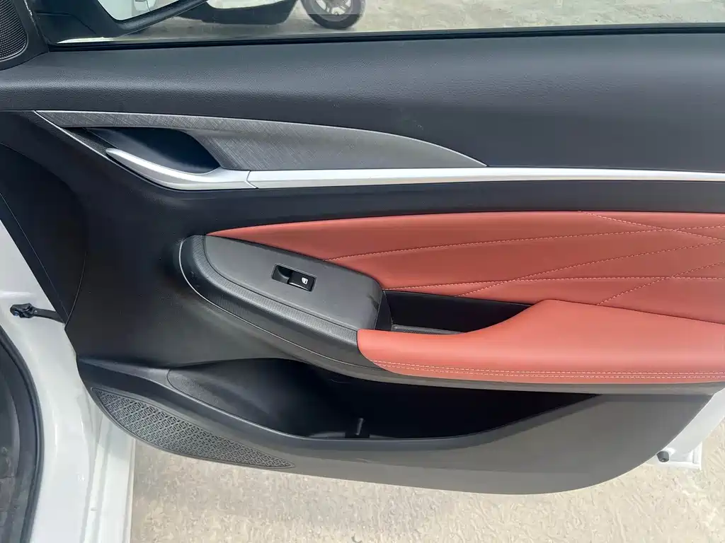 Changan Eado — миниатюра 12