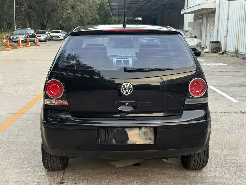 Volkswagen Polo — миниатюра 8
