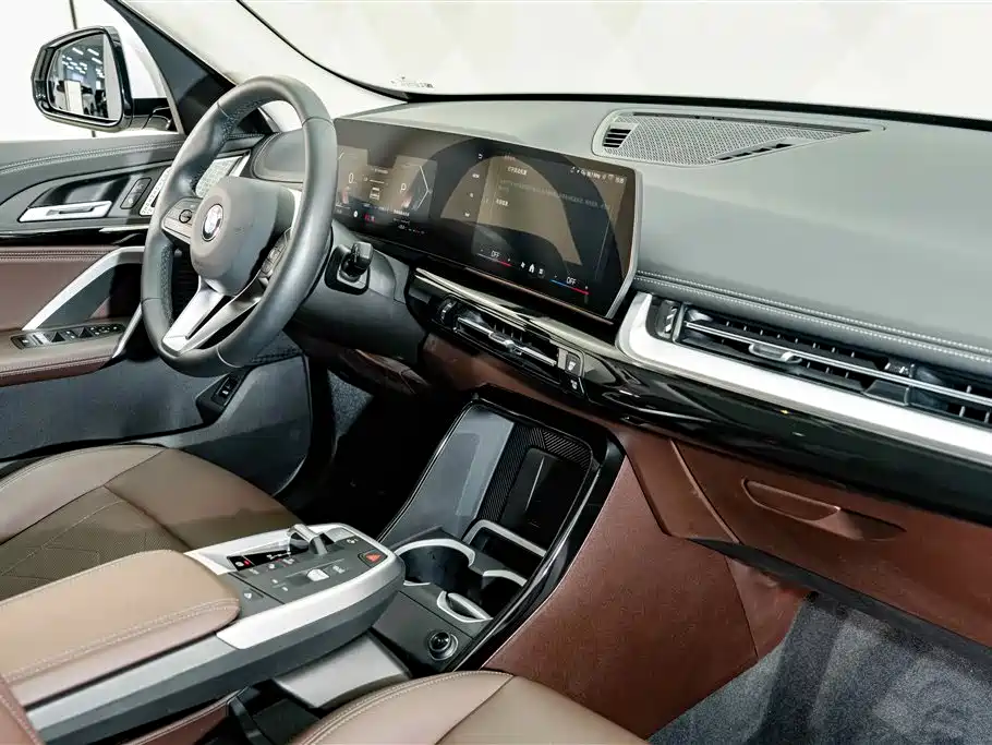 BMW X1 — миниатюра 17