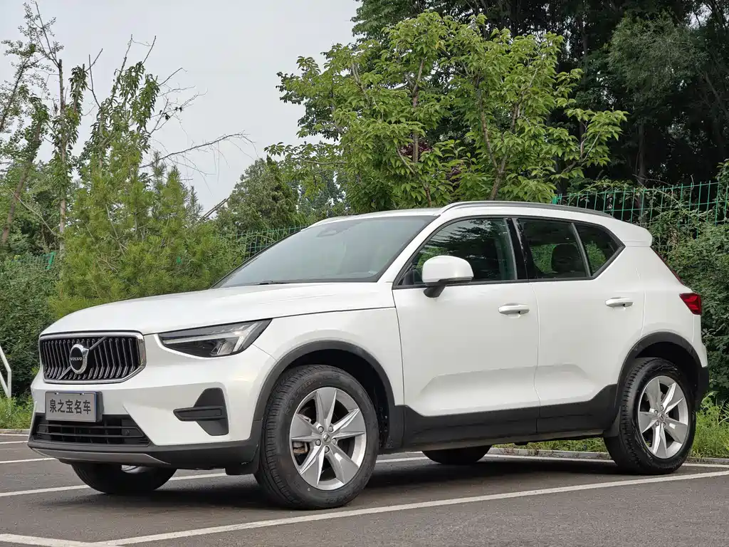 Volvo XC40 2023 B3 Fashion