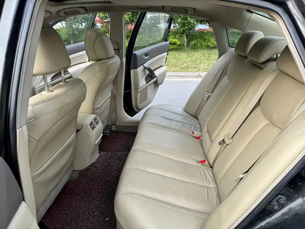 Nissan Teana — миниатюра 6