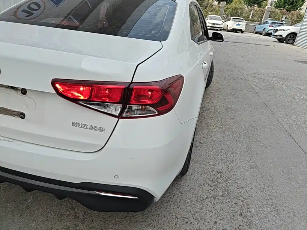 Kia Forte — миниатюра 8