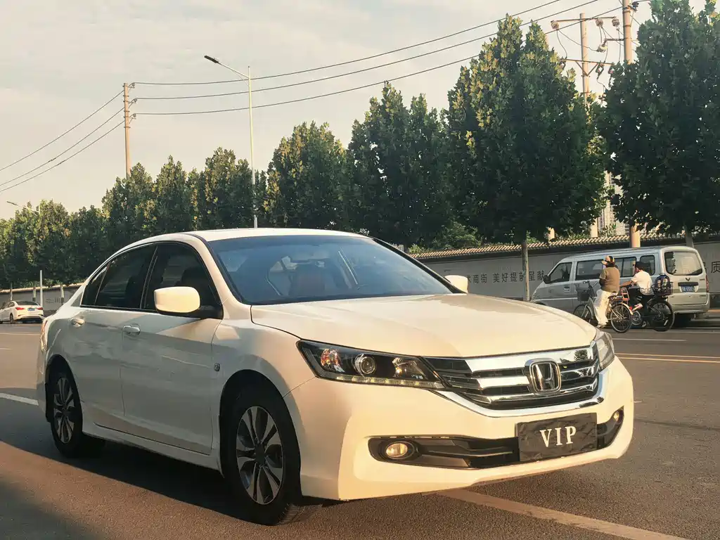 Honda Accord — миниатюра 3