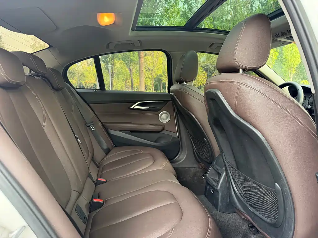 BMW 1 Series — миниатюра 14