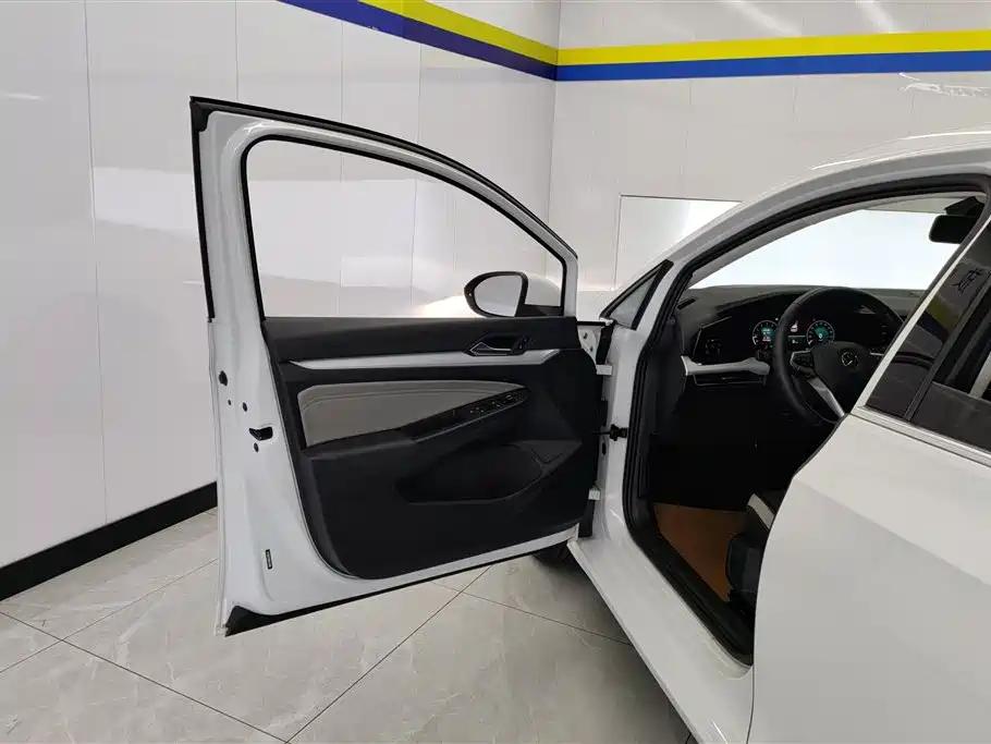 Volkswagen Golf 2021 280TSI DSG Pro