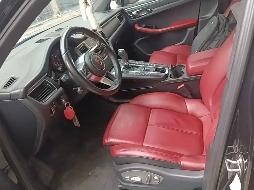 Porsche Macan — миниатюра 15