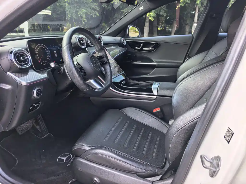 Mercedes-Benz C-Class — миниатюра 8