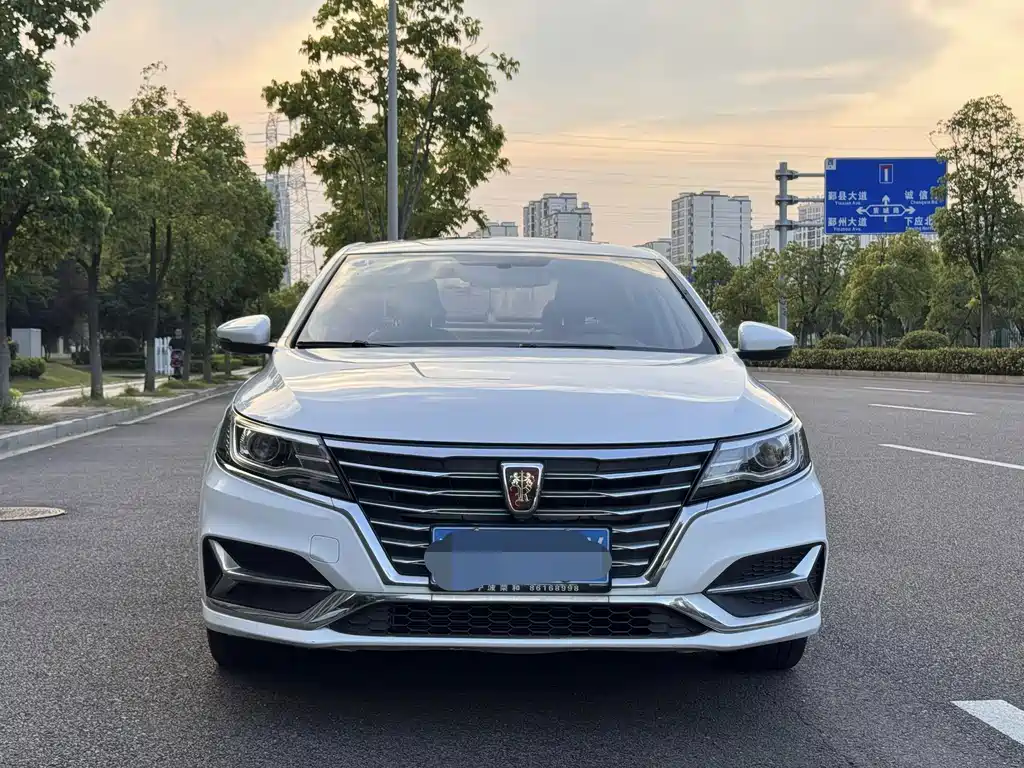 Roewe Roewe i6 Classic — миниатюра 2