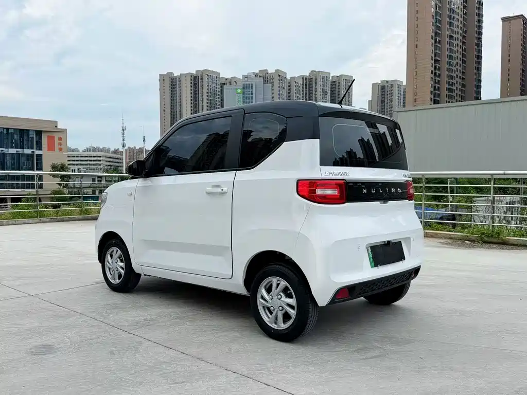 Wuling MINIEV — миниатюра 7