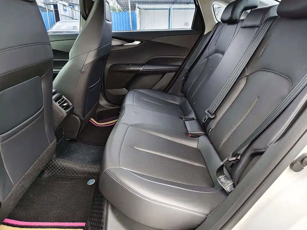 Changan Yida — миниатюра 10