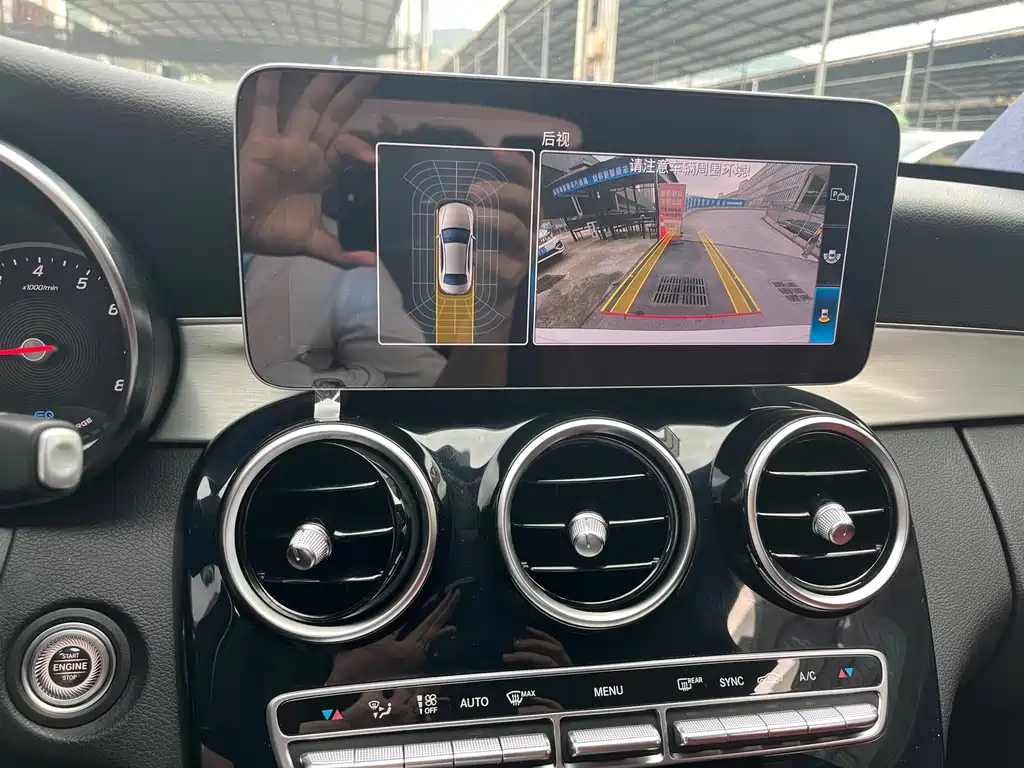Mercedes-Benz C-Class — миниатюра 14