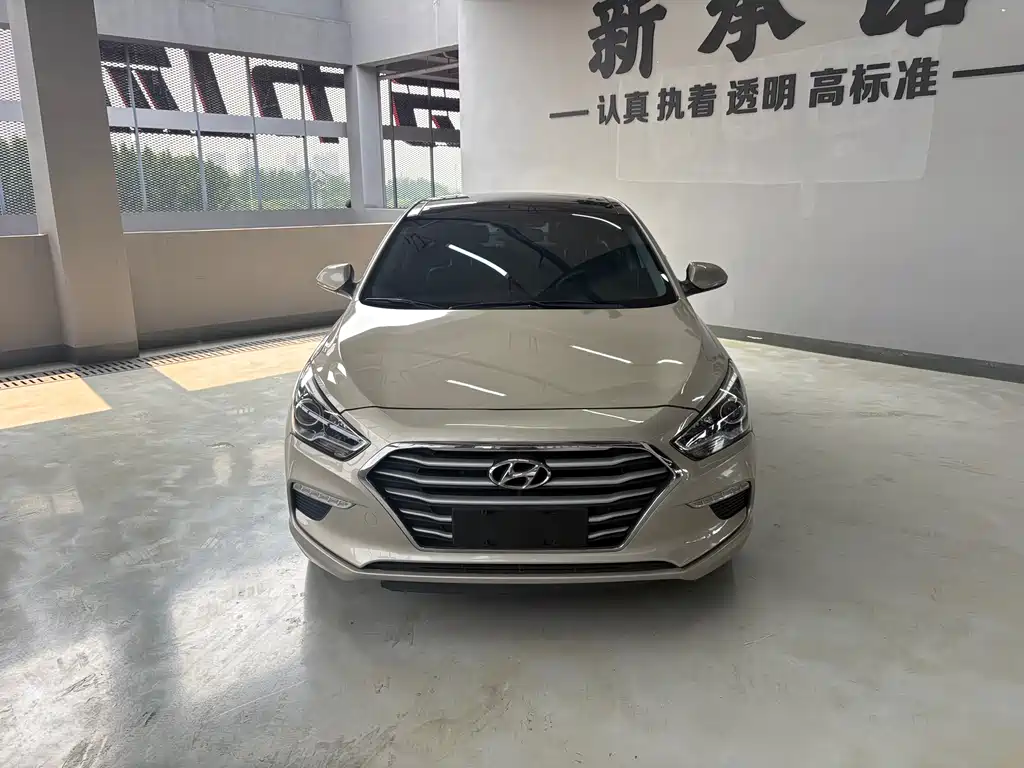 Hyundai Mistra 2019 1.8L AT GLS VI