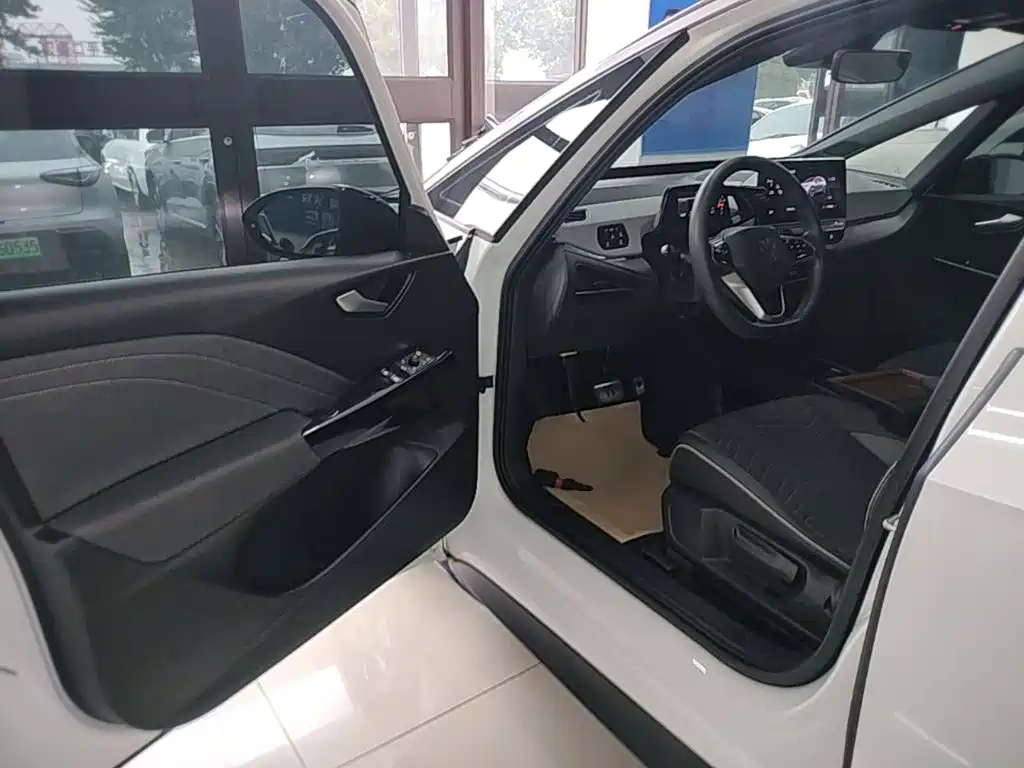 Volkswagen ID.3 — миниатюра 16