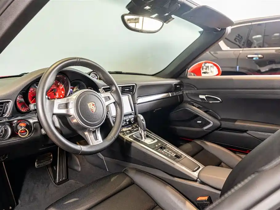 Porsche 911 2012 Carrera Cabriolet 3.4L