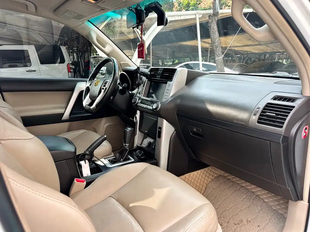 Toyota Prado — миниатюра 20
