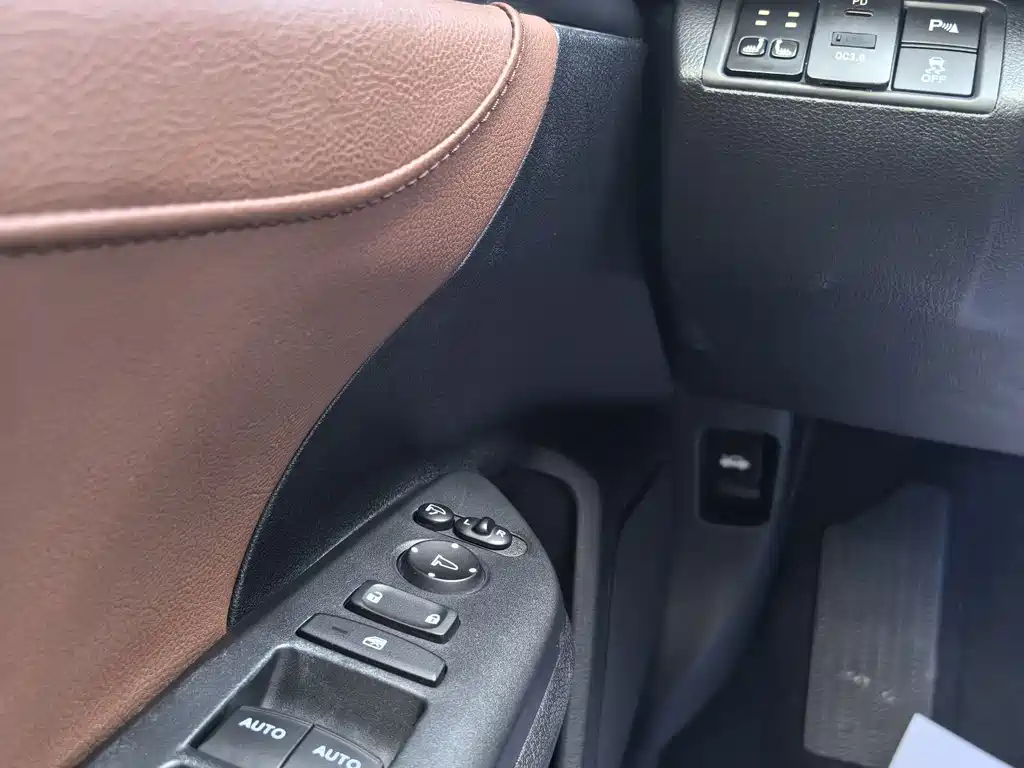 Honda Civic — миниатюра 13
