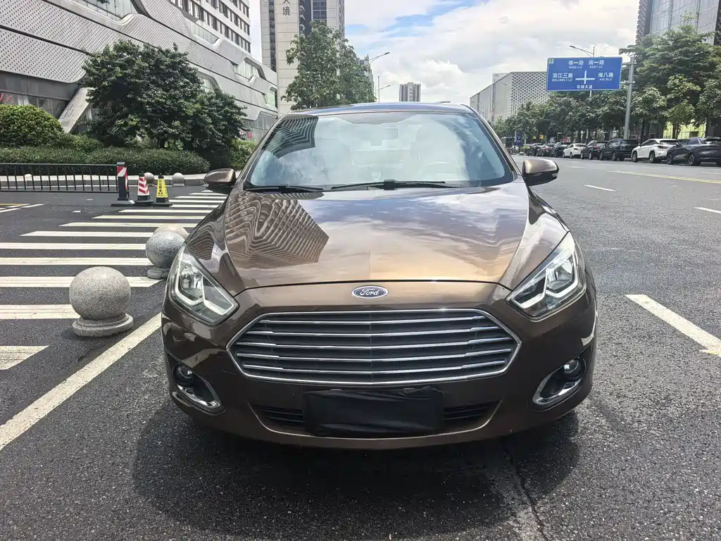 Ford Escort 1.5L Auto Fashion Type, фото 7
