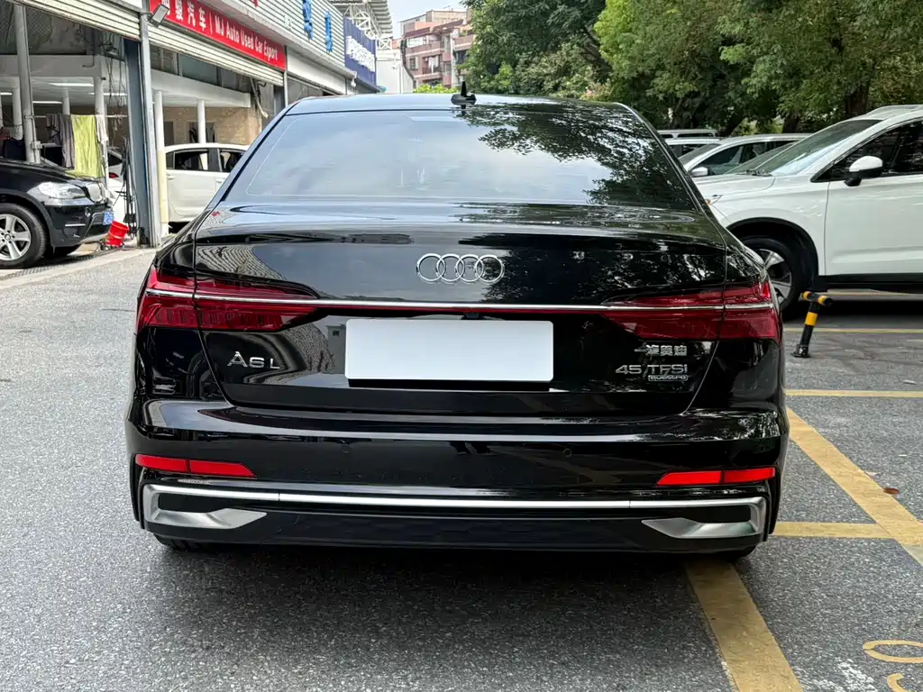 Audi A6L — миниатюра 4