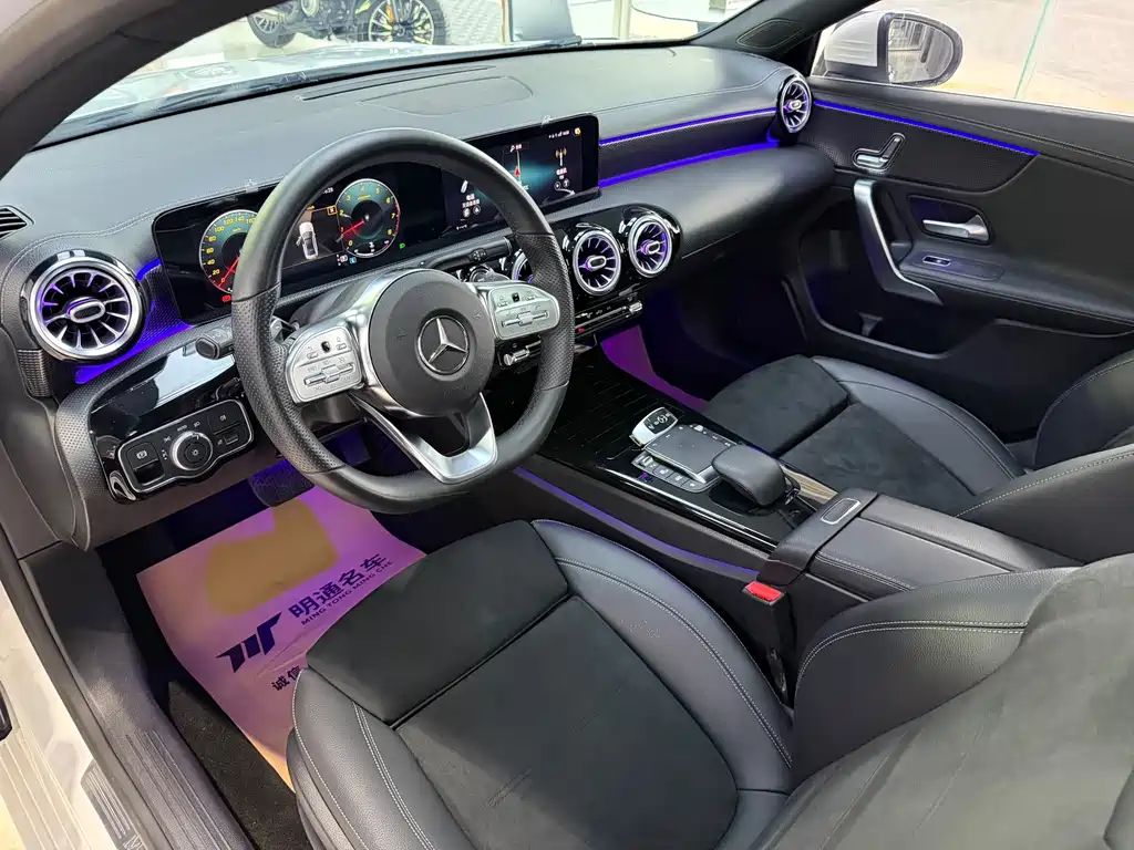 Mercedes-Benz A-Class — миниатюра 7