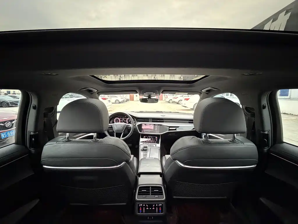 Audi A6L — миниатюра 10