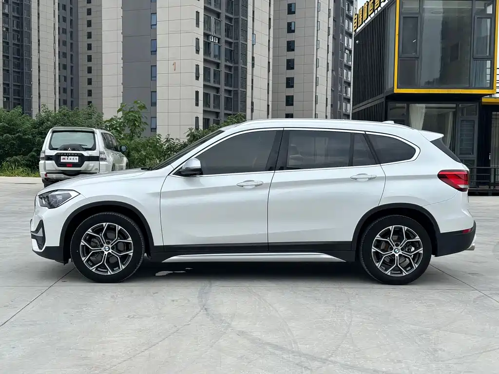 BMW X1 2021 sDrive20Li Premium