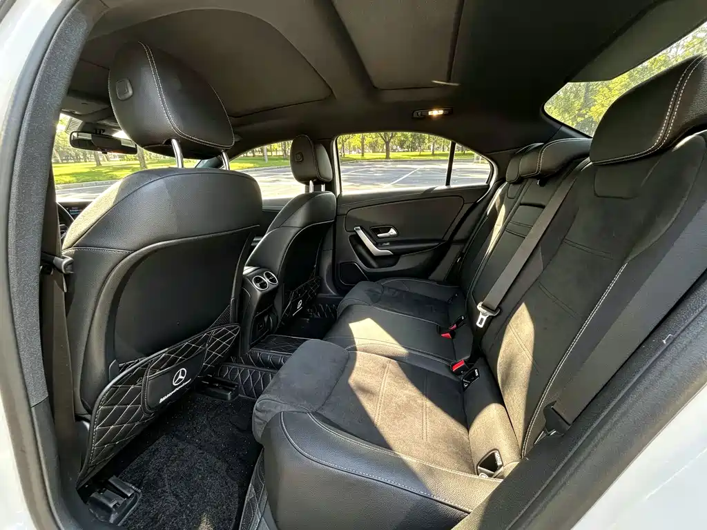 Mercedes-Benz A-Class — миниатюра 9