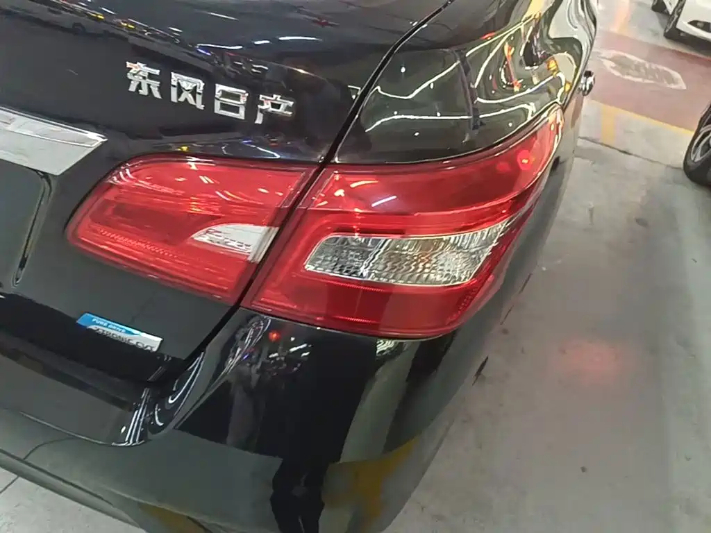 Nissan Sylphy — миниатюра 8