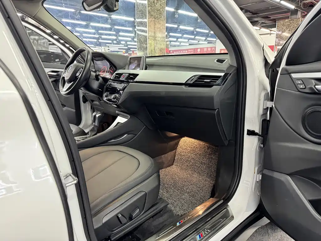BMW X1 — миниатюра 9