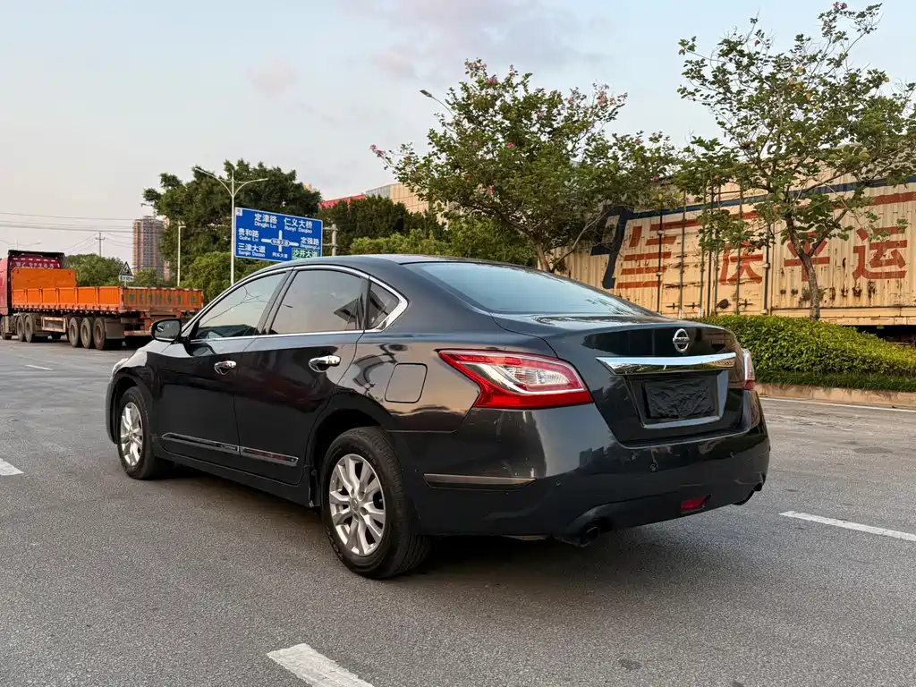 Nissan Teana — миниатюра 6