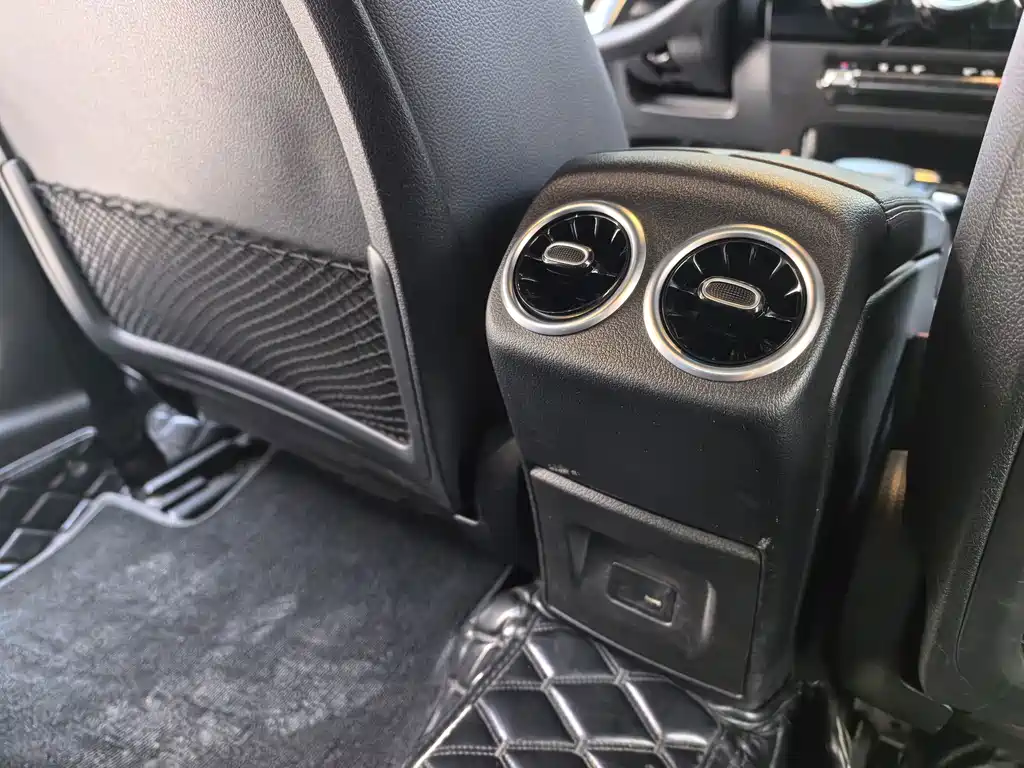 Mercedes-Benz A-Class — миниатюра 16