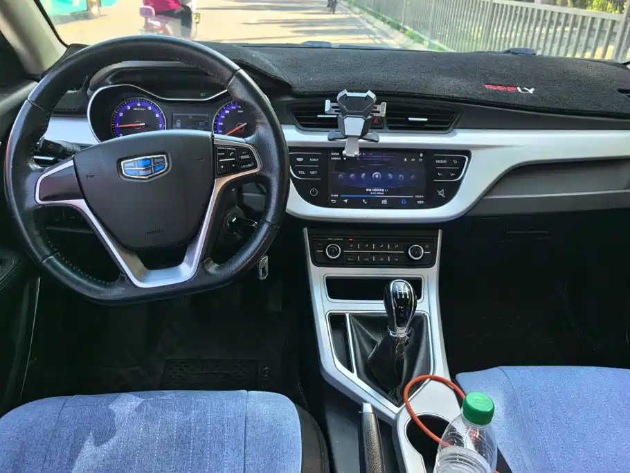 Geely Vision — миниатюра 12