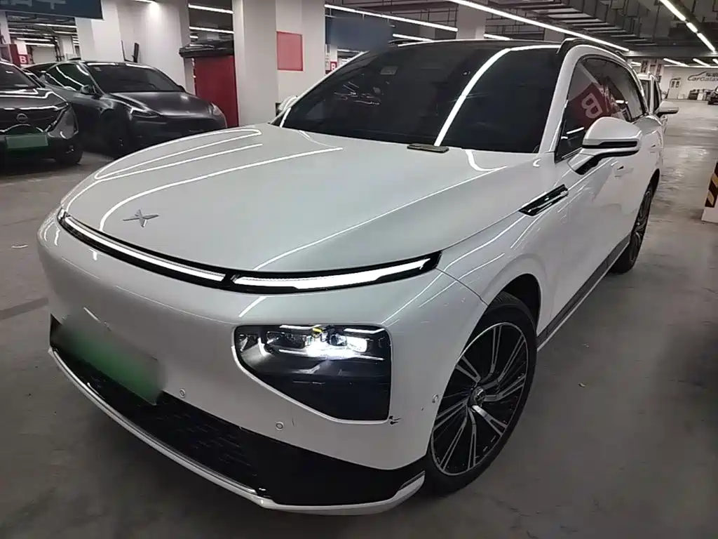 XPeng G9 — миниатюра 2