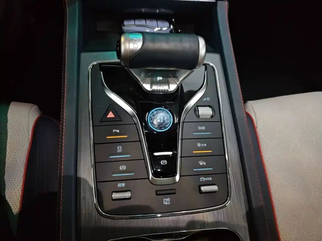 BYD Yuan Plus — миниатюра 14