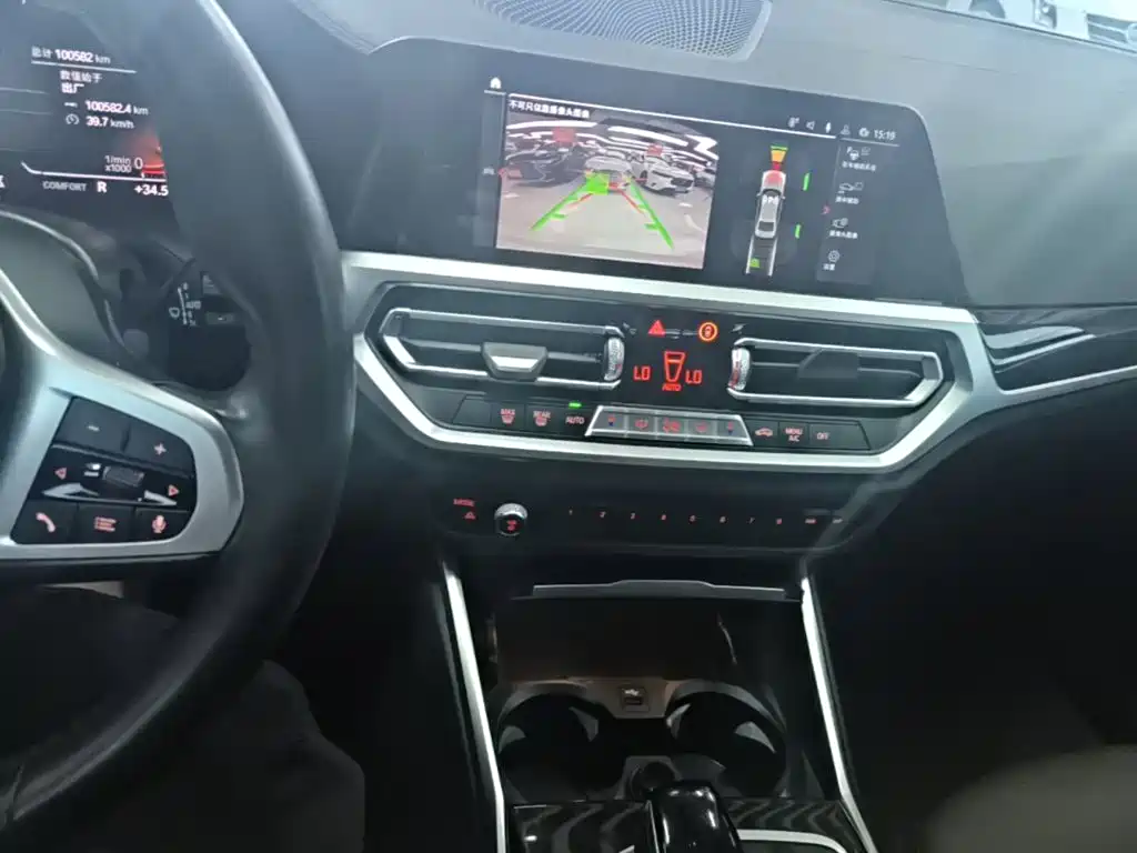 BMW 3 Series — миниатюра 13