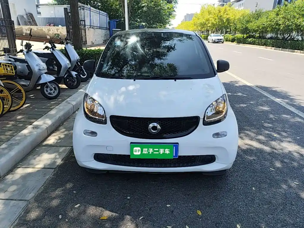 smart Smart Fortwo — миниатюра 3