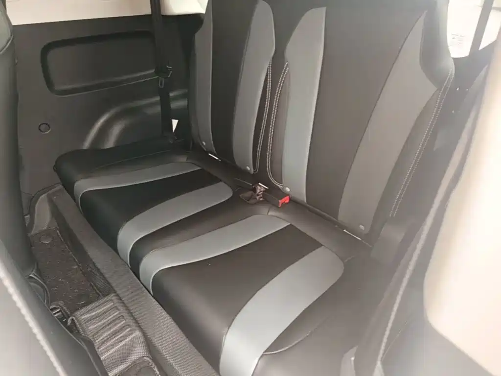 Roewe Clever — миниатюра 17
