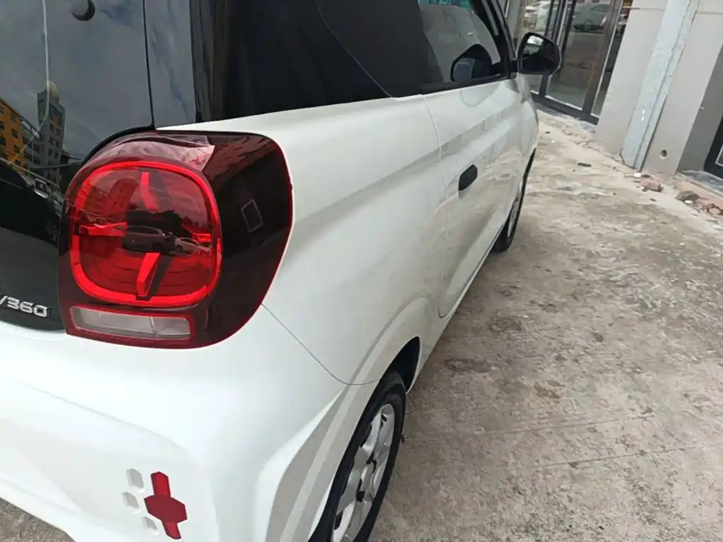 Roewe Clever — миниатюра 8