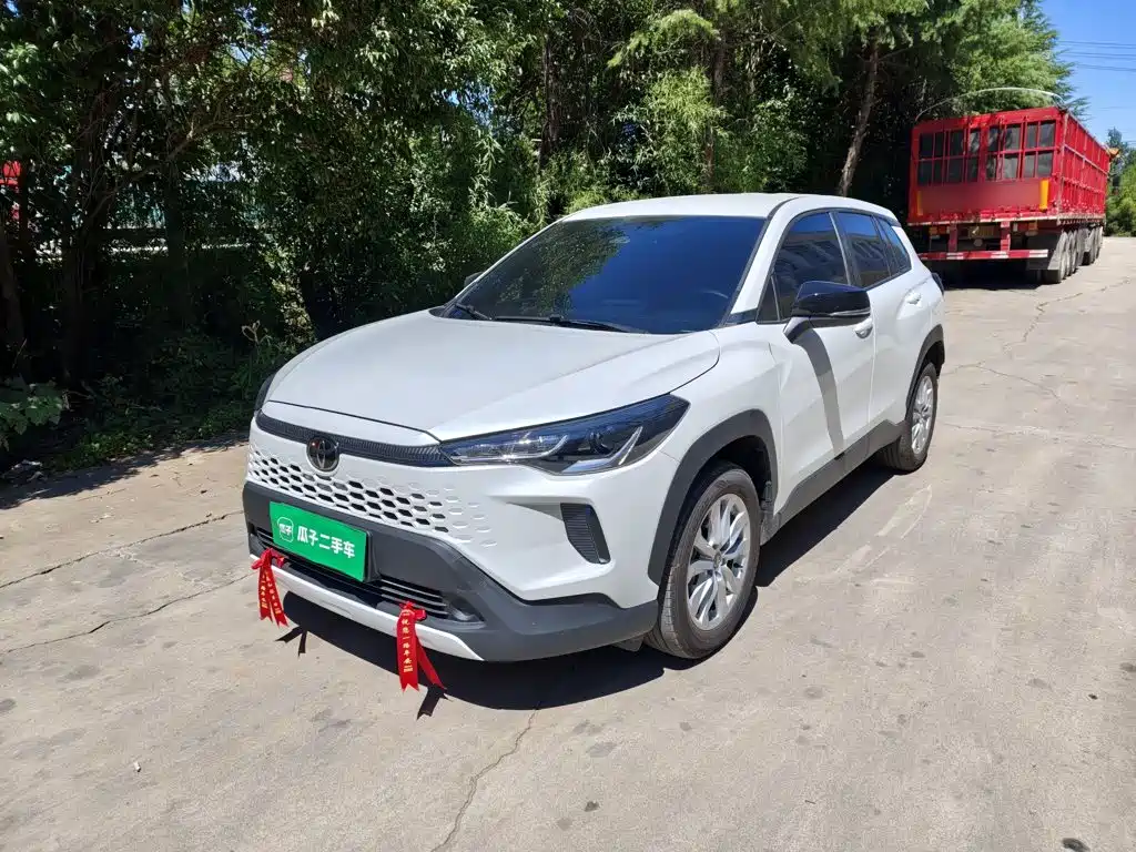 Toyota Corolla Cross — миниатюра 2