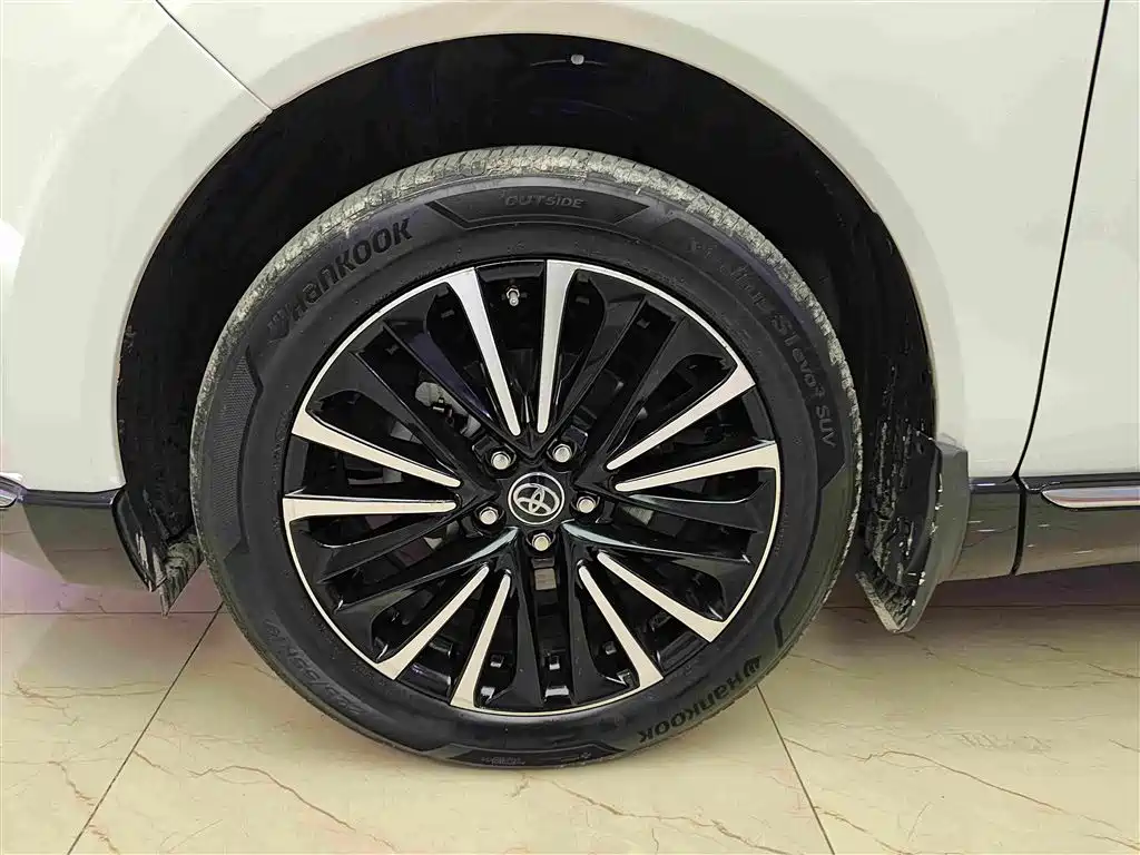 Toyota Venza — миниатюра 14