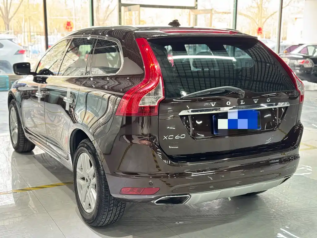 Volvo XC60 2017 T5