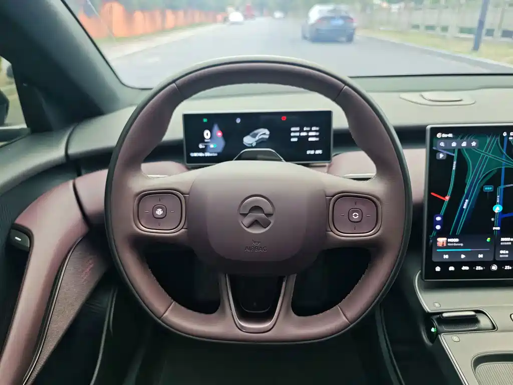 NIO ET5T — миниатюра 7